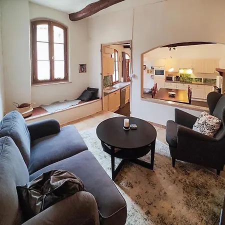 2 Bedroom Amazing In Servian