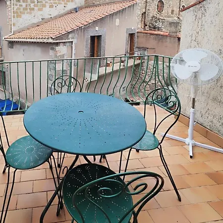 2 Bedroom Awesome In Hébergement de vacances
