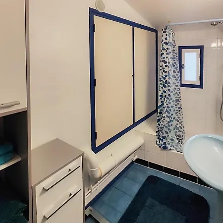 Hébergement de vacances 2 Bedroom Awesome In Servian