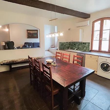 2 Bedroom Awesome Home In Servian *