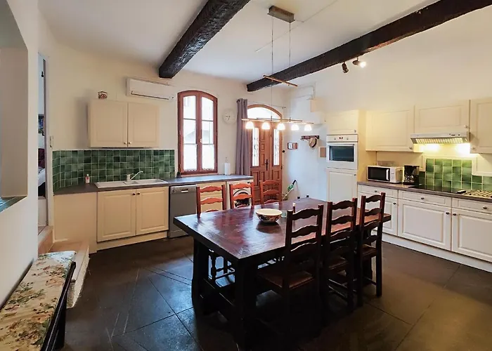 Hébergement de vacances 2 Bedroom Amazing In